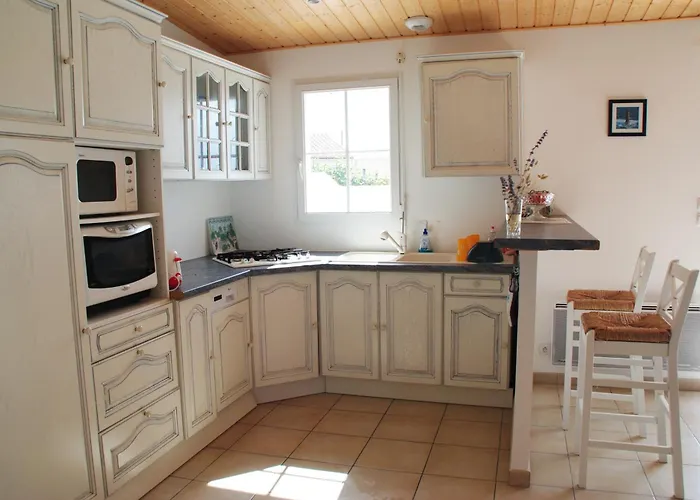 Maison Avec Piscine Chauffee Privee Дом отдыха *